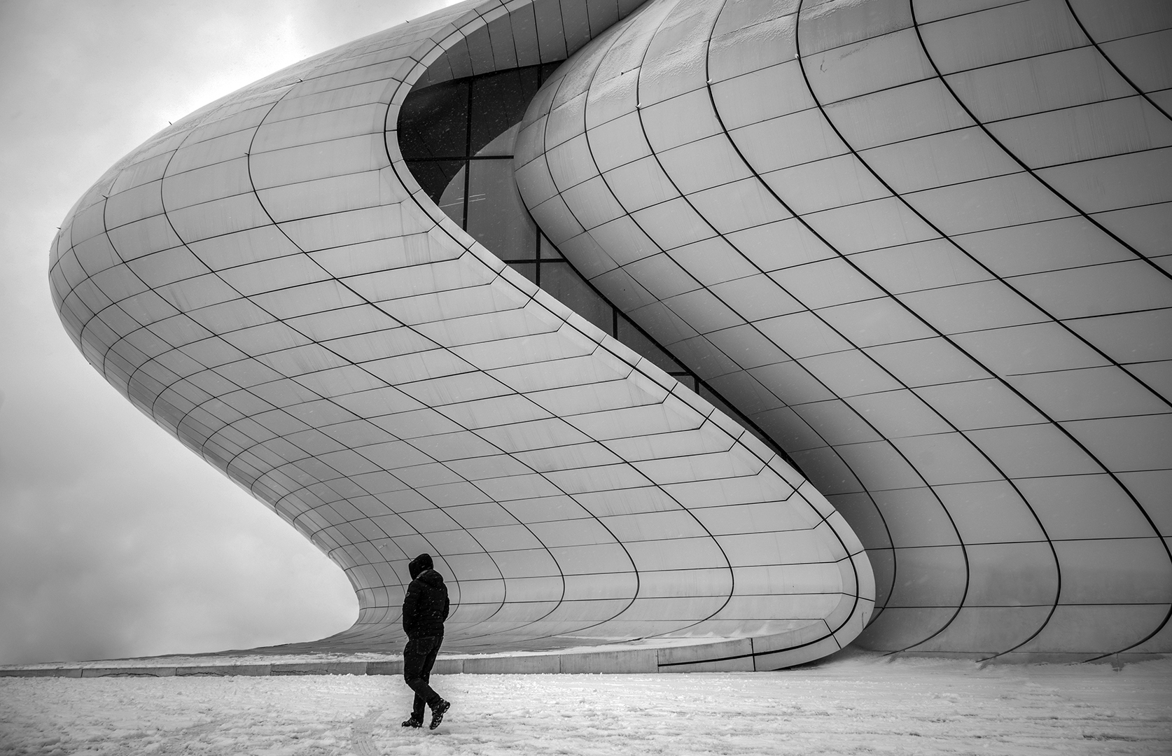 Jovana Kuzmanovic (Serbia) Behind The Curve